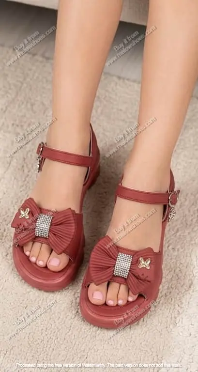 mellow-shoes-kids-festive-red-sandal-7507-front-view-bow-detail.webp