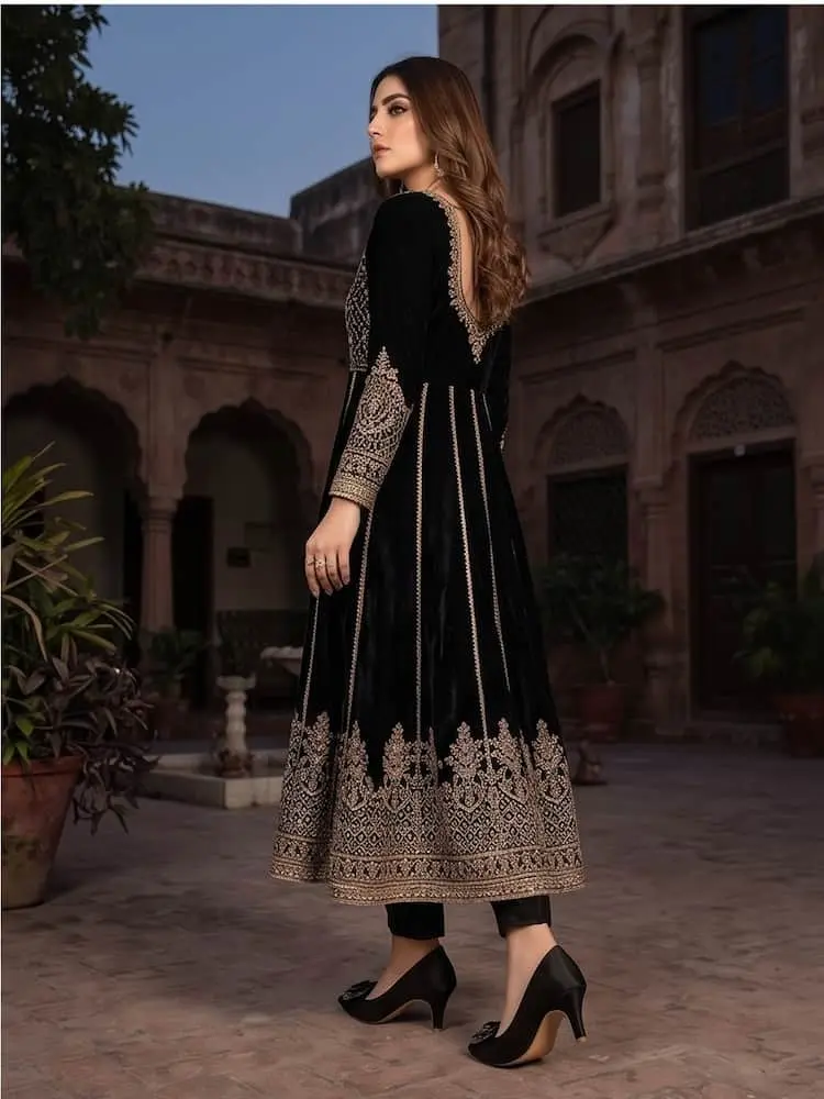 black fancy high heel shoes for women Pakistan.webp