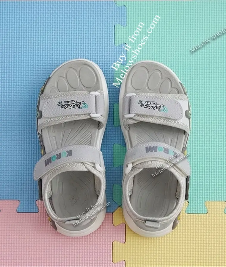 comfortable-grey-boys-summer-sandals-adjustable-straps.jpg.webp