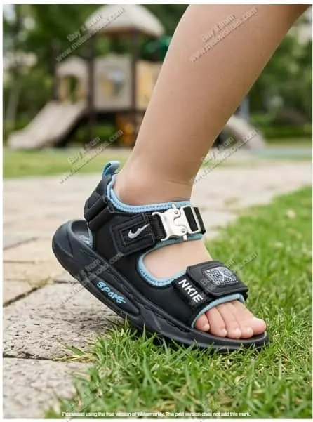 sporty-black-boys-sandals-super-kids.webp