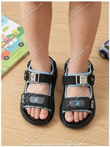 boys-summer-sandals-comfort-grip-black.webp