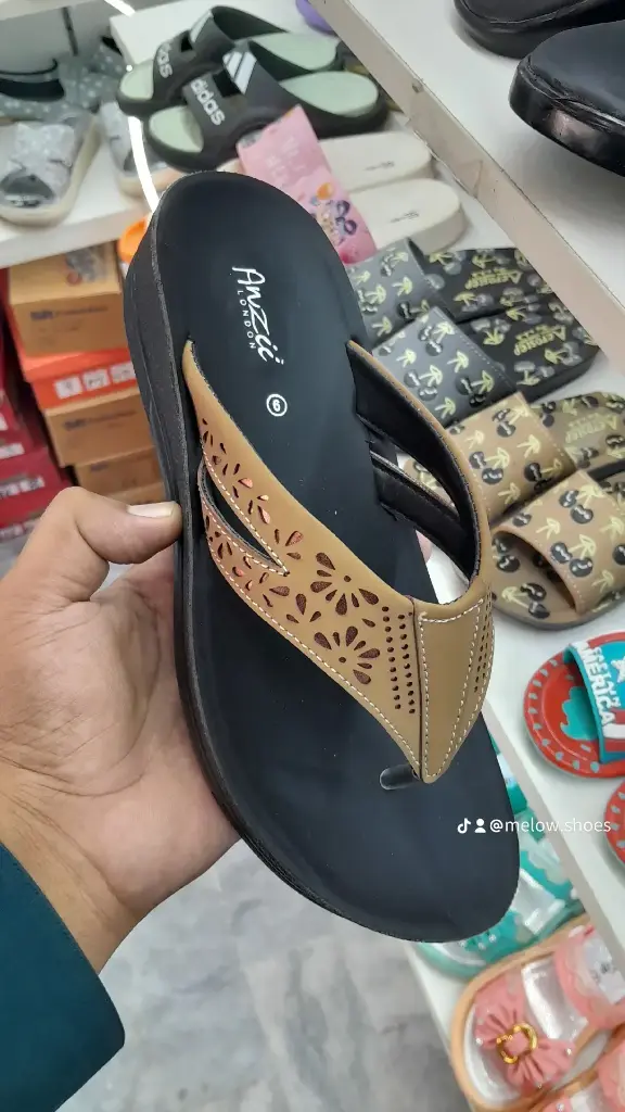77 Anzii Skin Brown