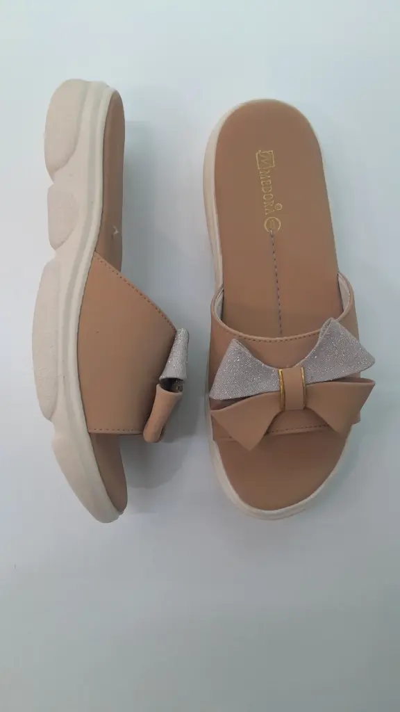 89 PU Beige Chappal