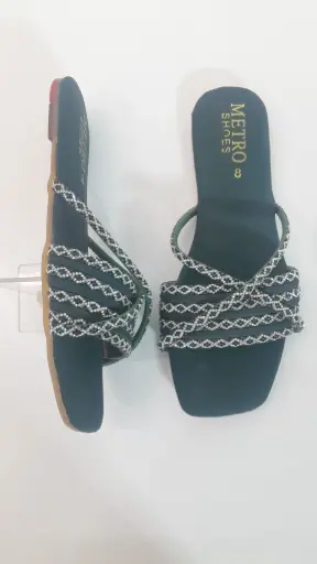 C5 Green Fancy Chappal