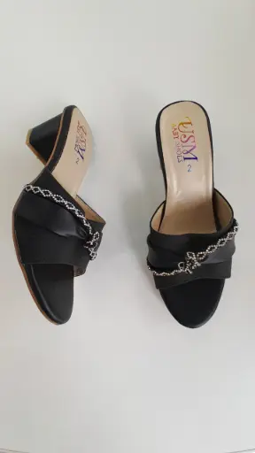 31 Pink Fancy Sandals for Children